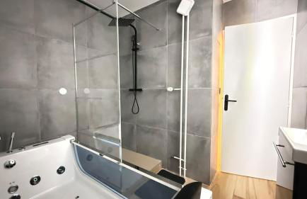 Appartement Chic avec jacuzzi - Foto 2