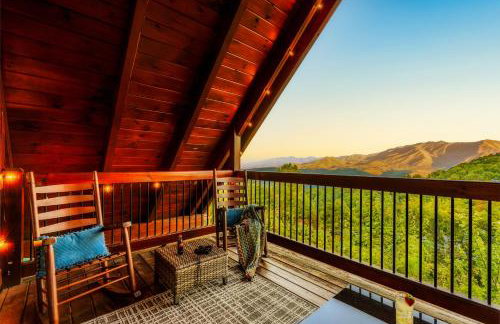 Splashtacular: Indoor Pool~Gorgeous Views~HotTub~GameRoom~Resort - Photo 22