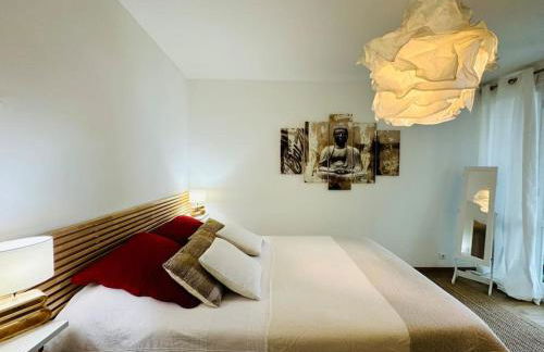 Bel Appartement Gare Centre Face aux Remparts 8 personnes Parking WIFI - Photo 27