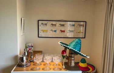 Luxury homely open-plan Barn with log burner & games room - Foto 8