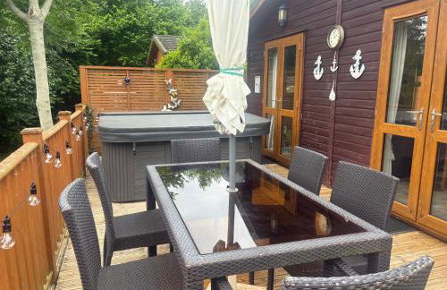 Lukes Lodge, where the fun begins, Woodland View, Hot Tub, dog friendly - Foto 13