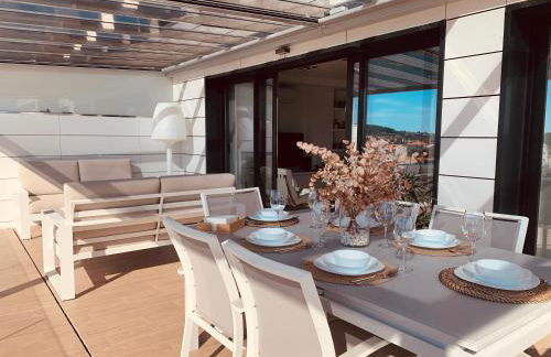 CANELAS PREMIUM NUEVOS con PISCINA, AMPLIAS TERRAZAS Y GARAJE - Foto 5