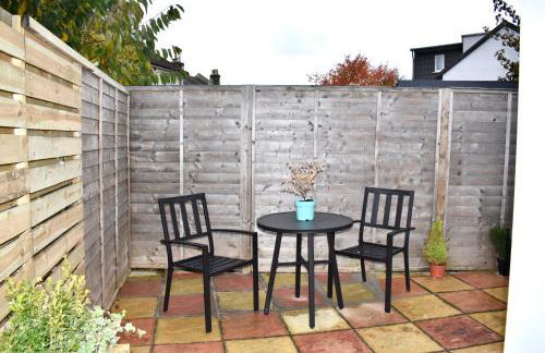 Stylish centrally-located studio with parking - Foto 10