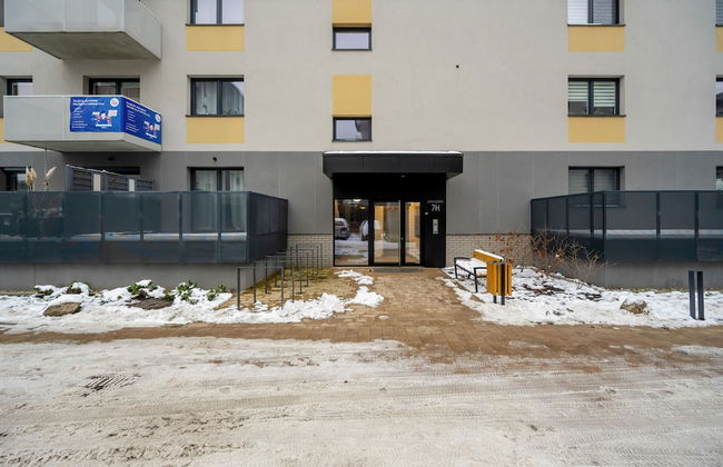 Wrocław Haven Apartment by Renters - Photo 32