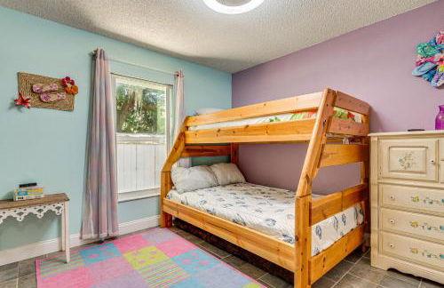 Private Backyard Oasis Cocoa Family Home! - Foto 24