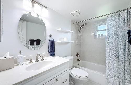 Heated Saltwater Pool Retreat Near PGA Sleeps 8 - Foto 12