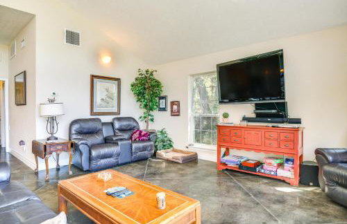 Franklin Home with Water Views Outdoor Dining Area! - Foto 3