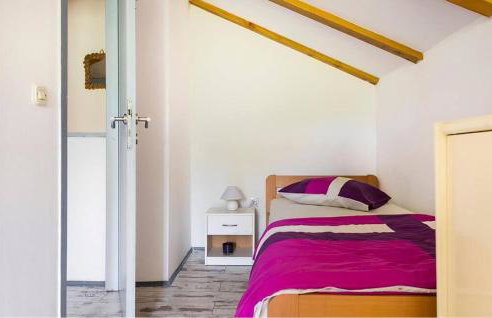 Cozy Home In Trilj With Private Swimming Pool, Can Be Inside Or Outside - Photo 16