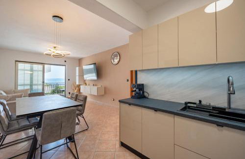 Apartment Rina with Heated Jacuzzi - Photo 15