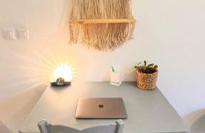 Maison Langevin 2-Bedroom House with Cozy Garden & Patio - Foto 11