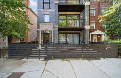 Comfy 3-BD Apt near United Center with Balcony - Foto 39