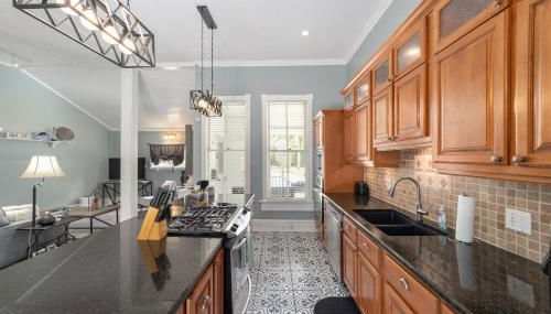 Martin A -Private historic district apt with pool-suite A - Foto 4