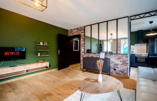 L'Industriel - Proche Hôpital - Parking - Balcon - Foto 17