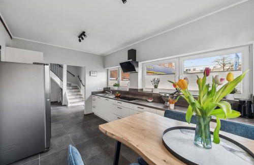 Luxury city apartment with parking - Foto 13