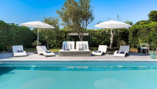 Bombana Beach Apartments - Foto 1, sunbed