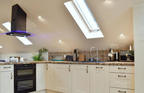 Treeview Lodge - Photo 7