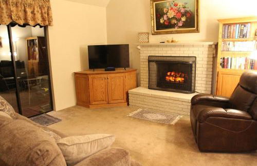 Whole House at Eaglenest Inn with Pool & Seasonal SPA - Foto 9