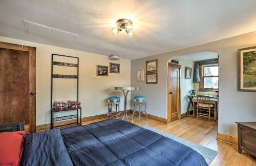 Pet-Friendly Bartlett Farmhouse with Deck! - Foto 22