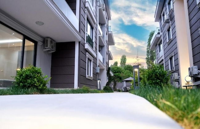 Flower City Suits - Photo 45