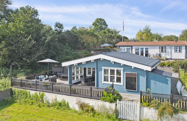 "Gyrth" - 20m to the fjord - Photo 3