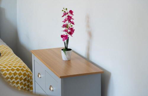 Open Mind Property - Cosy Home - 7 Beds & Parking - Foto 14