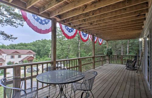 Lakeside Blue Eye Escape with Game Room and Hot Tub! - Foto 30