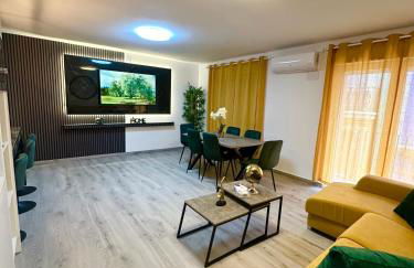 La Luna Apartment by the Sea - Photo 33