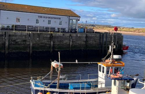 Amazing sea views and hot tub - Photo 37