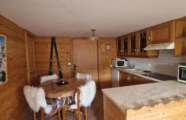 Pierre de Famille - Photo 18