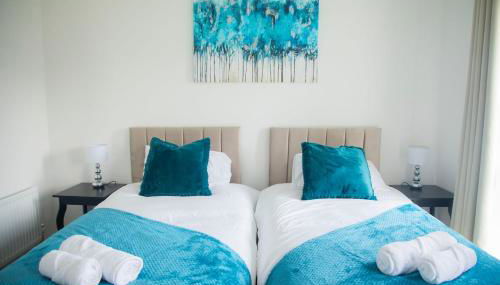 5 Bed House Wifi City Centre Free Parking - Foto 3