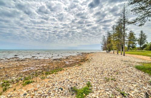Secluded Lake Michigan Home Private Fire Pit - Foto 33