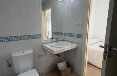 Apartahotel Moderno y Económico para 2 personas a 10 minutos de Sevilla con fácil aparcamiento - Photo 45