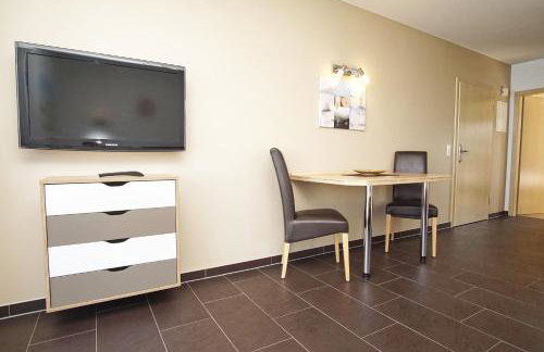 Schicke FeWo mit Terrasse, gratis Nutzung vom AHOI Erlebnisbad und Sauna in Sellin - Haus De niege Wech FeWo 01 - Foto 6