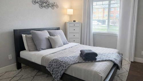 Condo with Sauna & Fitness Center, Extended Stay Savings - Foto 5, towels