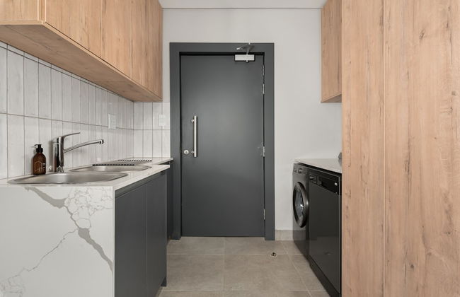 Unit 3 3 On Albany - Photo 6