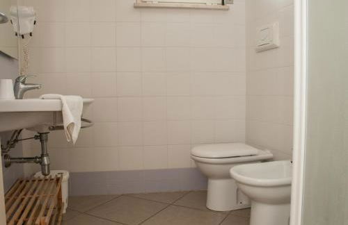 Residence Art - Photo 24