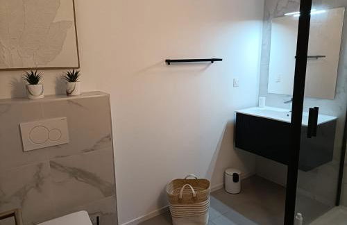 Appt neuf 2-4 pers avec loggia - Piscine chauffée - Bord de mer - Corse du Sud- Bonifacio - Foto 8