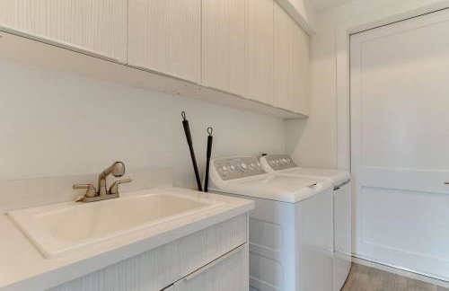 Luxury Modern 4 bedroom 3 Bath Home With Rooftop Deck #3 - Foto 10