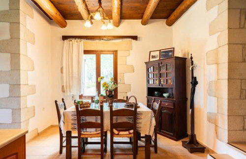 Villa Aloni-traditional Stone Villa With Nice View,pool and Garden - Foto 9