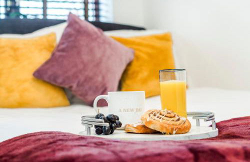 Free parking, Private Garden and Netflix, Charming Elegant 2 bedroom House Nottingham - Photo 61