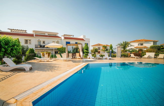 Sunny and Family Friendly Apartment Directly at the Pool - Foto 54