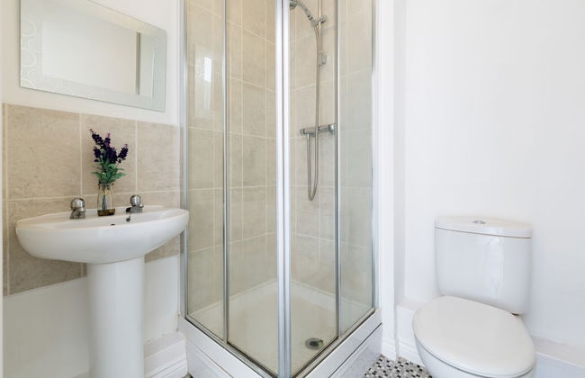 Luxury Two Bed Apartment With Parking - Wolverhampton - Foto 12