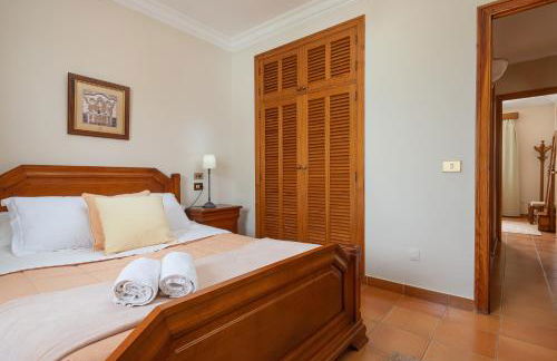 Villa Teix de Bonaire para 10, jardines y vista mar - Foto 31