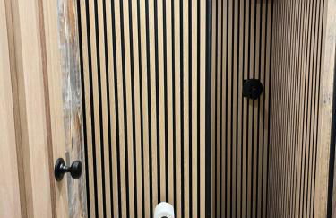 Riverside retreat with private wood fired hot tub - Foto 18