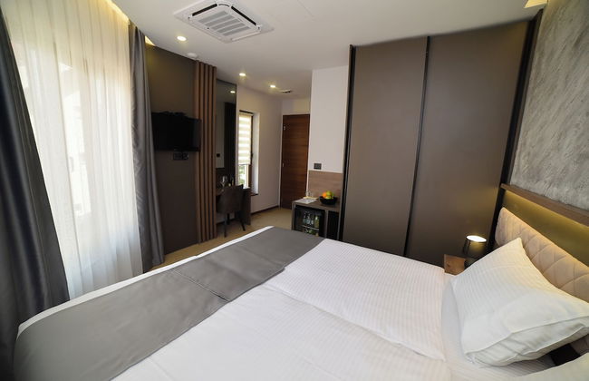 Lakeside Residence - Photo 29