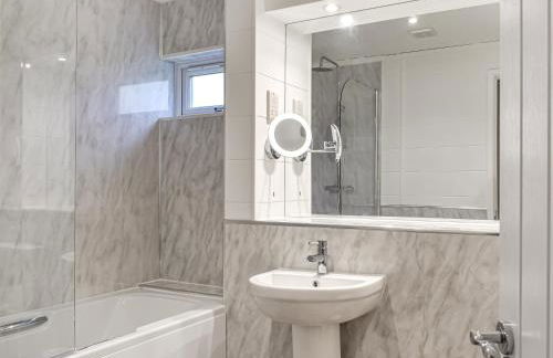 Whitey Top Country Lodge - Photo 13