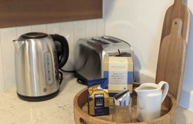 Saltwater Lodge - Air Conditioned 75yrd to the sea - Photo 9