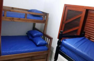 "Lindíssima Casa Pé na Areia com Opção da Piscina Aquecida Cobrado a Parte, Sala de Jantar, 3 Amplos Quartos, Sendo1Suíte, Amplo Espaço de Lazer com Área Gourmet em Deck Coberto com Churrasqueira e Mesa de Bilhar Frente a Piscina, Super Pertinho da Praia" - Photo 36