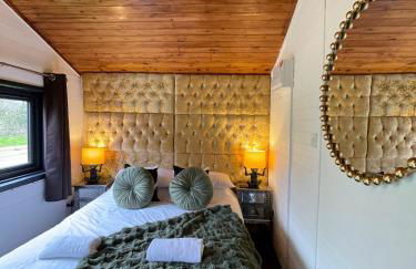 Otter 3 Lodge -Jungle Inspired -Dog Friendly -Private Hot Tub -Warminster-Bath-Salisbury - Foto 16