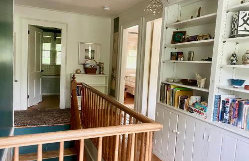 Artful Lodging & Retreats - Photo 17